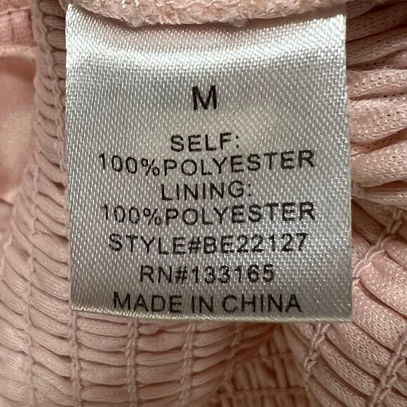 Altar'd State Crop Top Womens M Pink Embroidered Daisy Smocked Ruffle Coquette - Picture 9 of 11